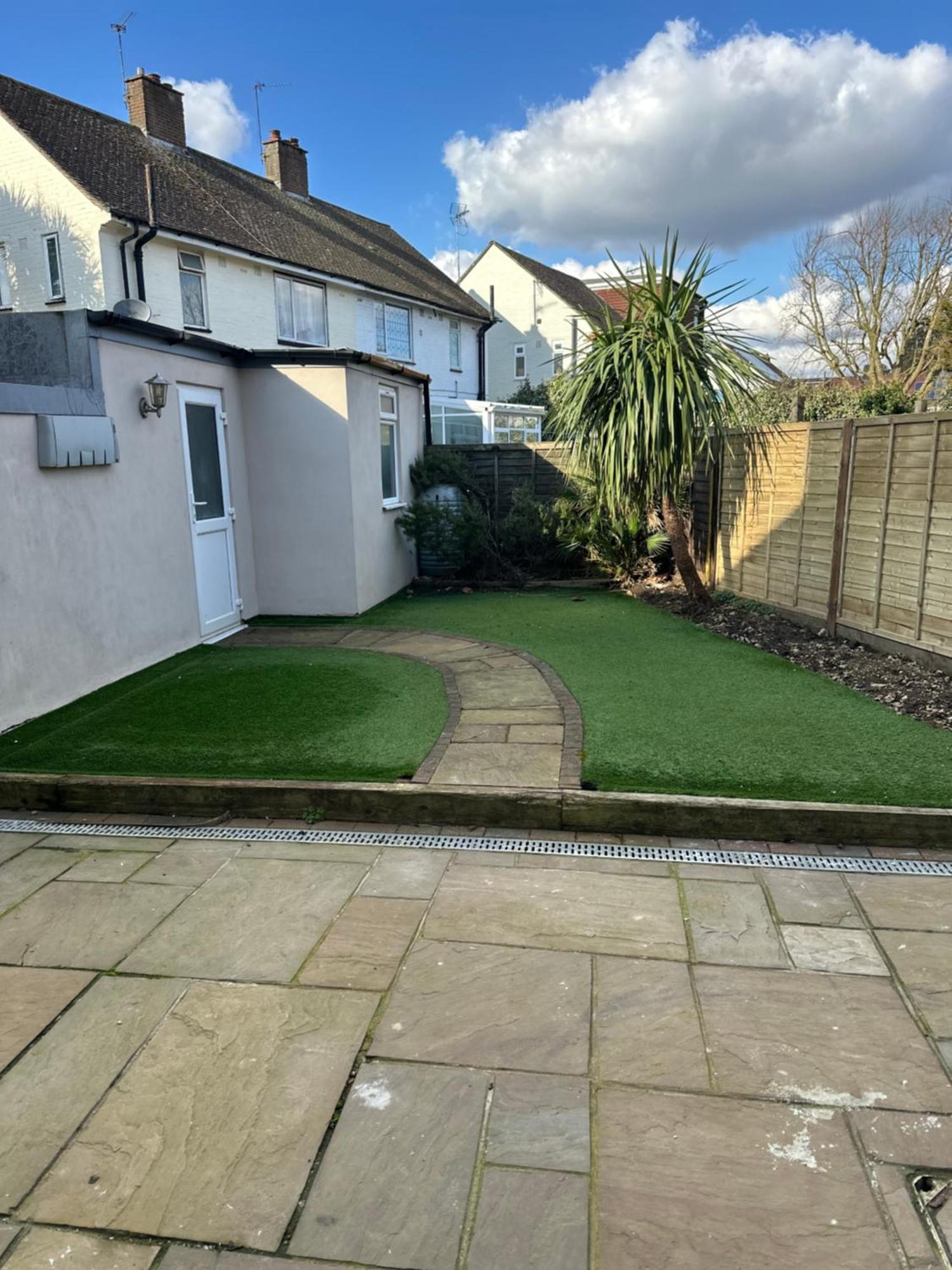 Cosy Ensuite Double Room, Near Heathrow Airport Northolt  Εξωτερικό φωτογραφία